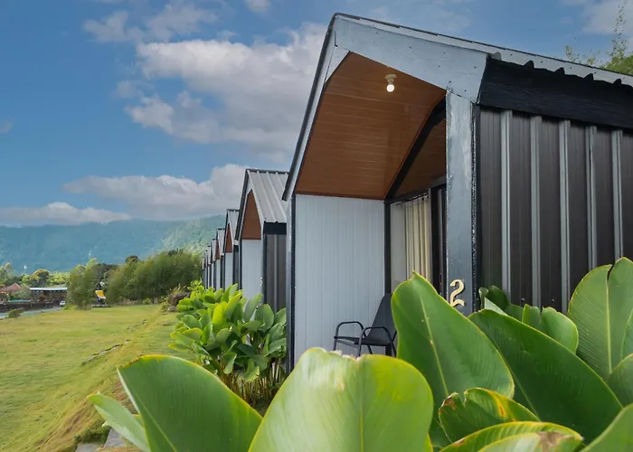 ロッジ Royal Indah Glamping