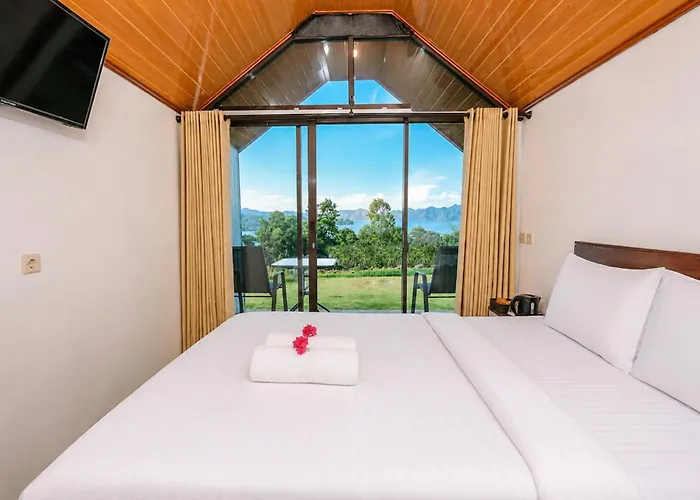 Royal Indah Glamping ロッジ *